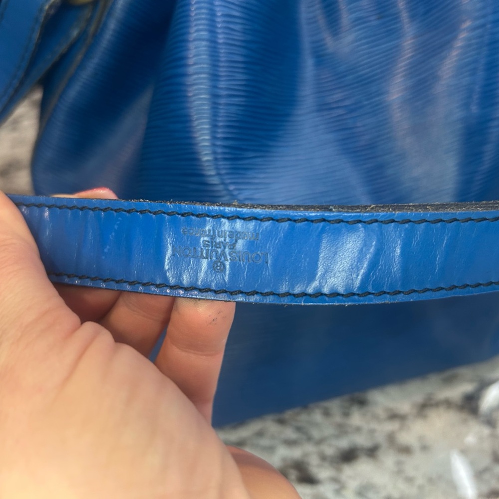 Louis Vuitton Epi Noe Bucket Bag with unbranded Dust - Picture 6 of 16